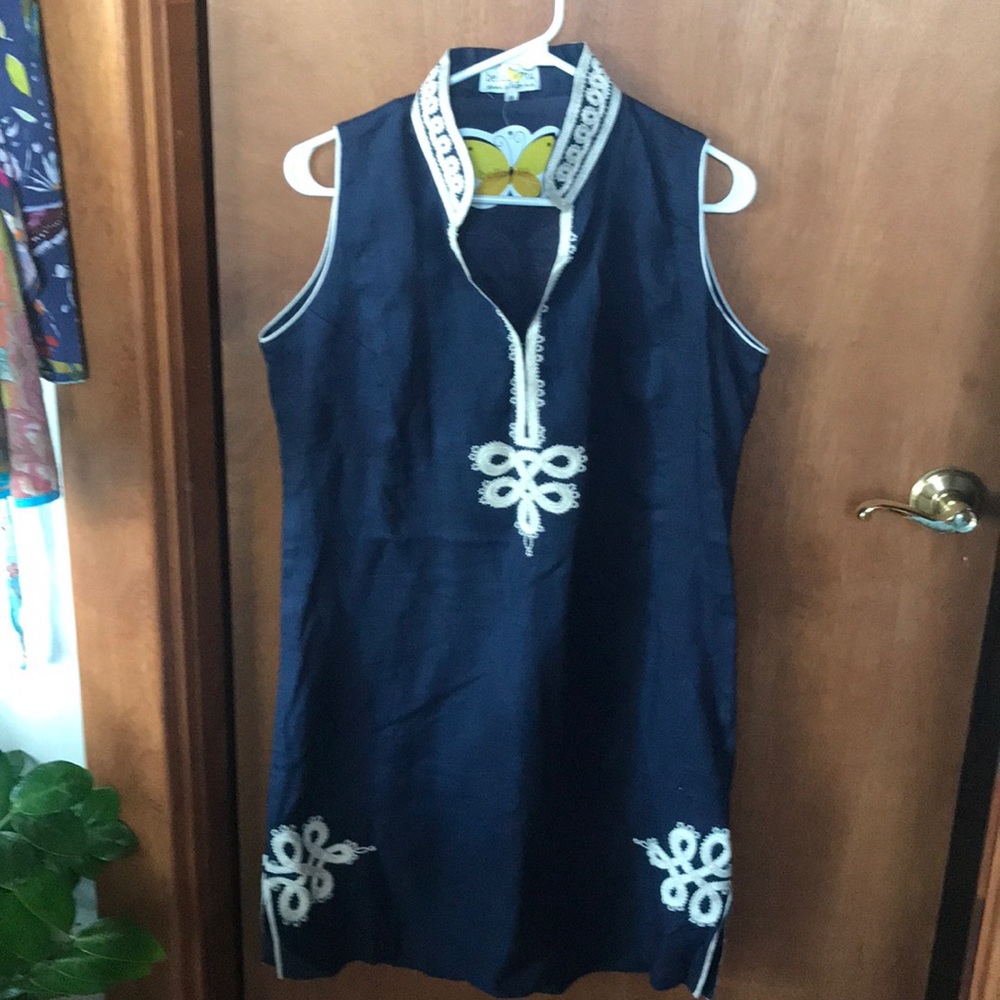 BNWT Bella Tu Embroidered Dress
